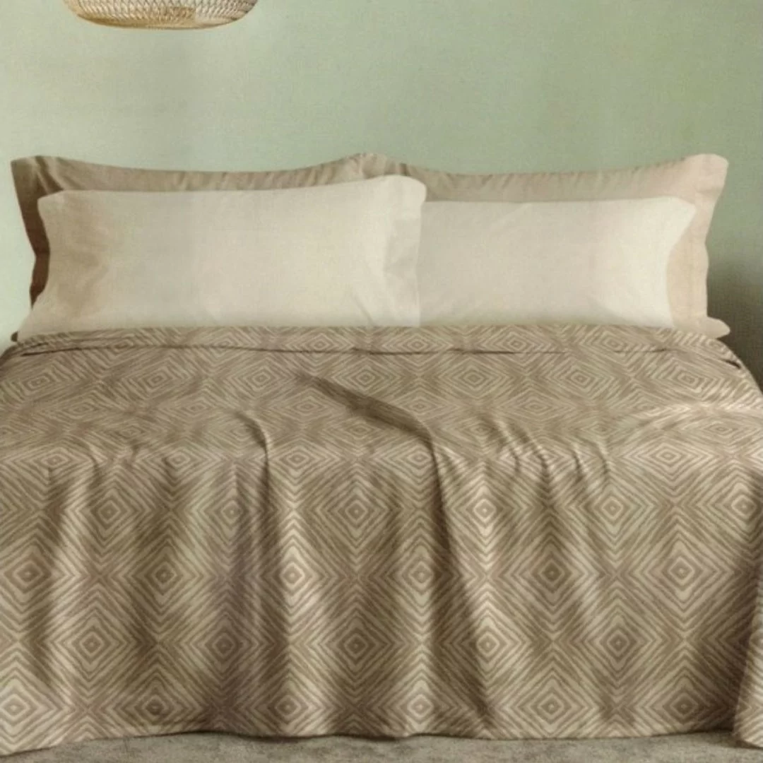 Copriletto Matrimoniale Linea Oro art. Rafi No Stiro