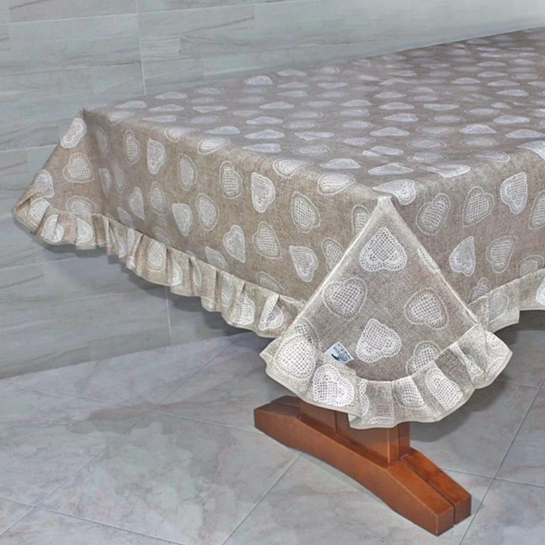 Tovaglia Plastificata con Volant Maratex art. Cuore Beige