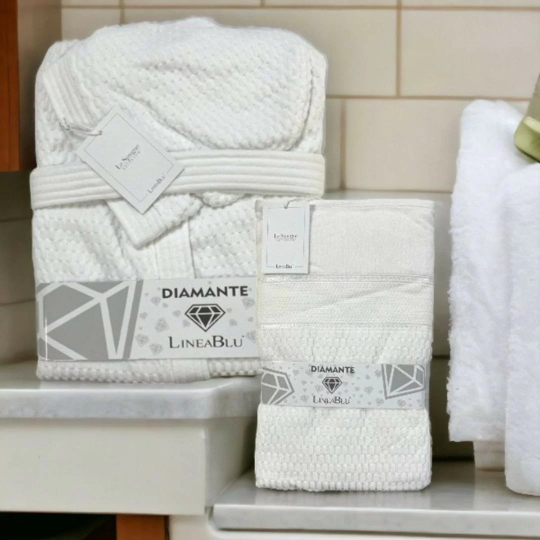 Coppia Asciugamani e Accappatoio LineaBlu art. Diamante... 2