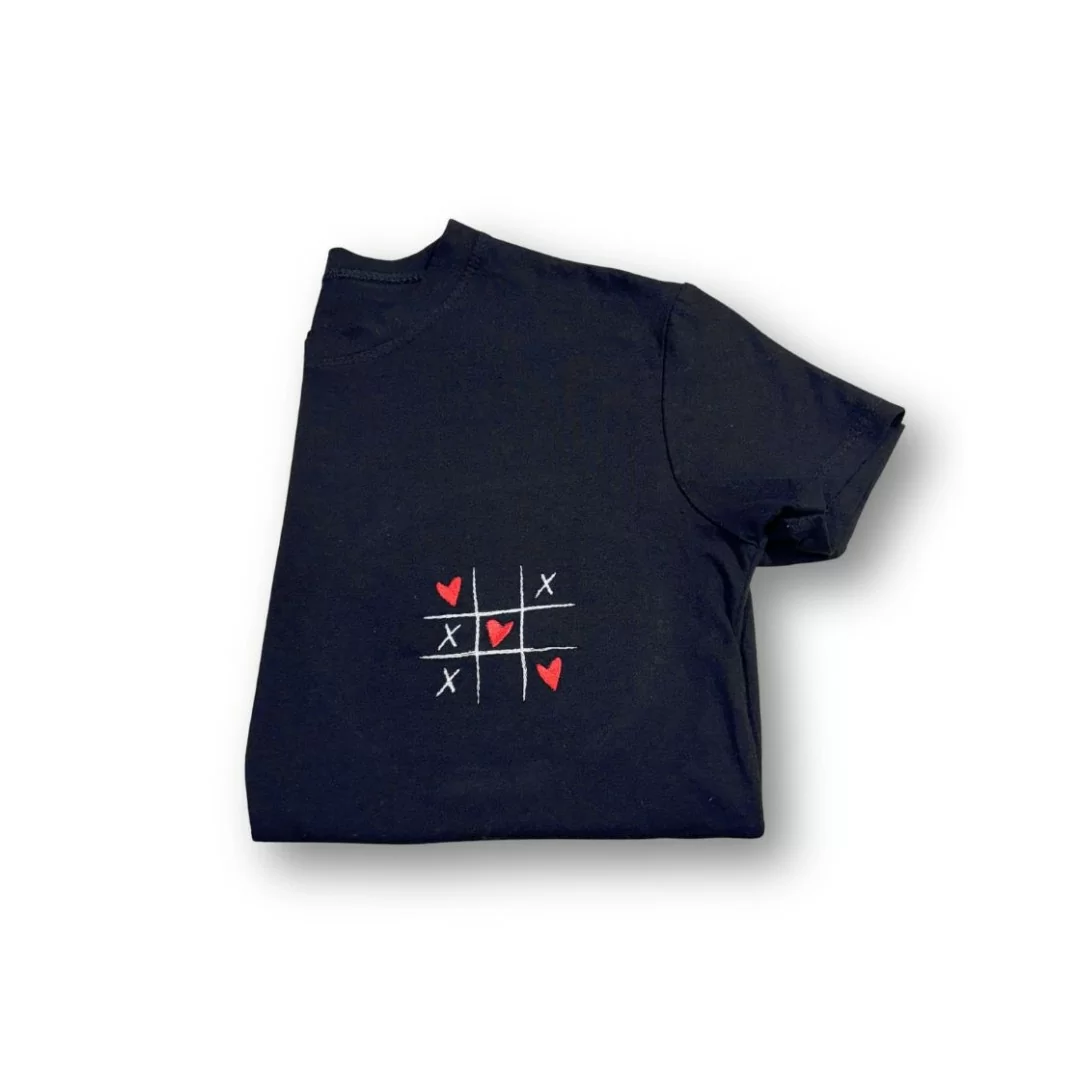 Maglia personalizzata nera manica corta ricamo...